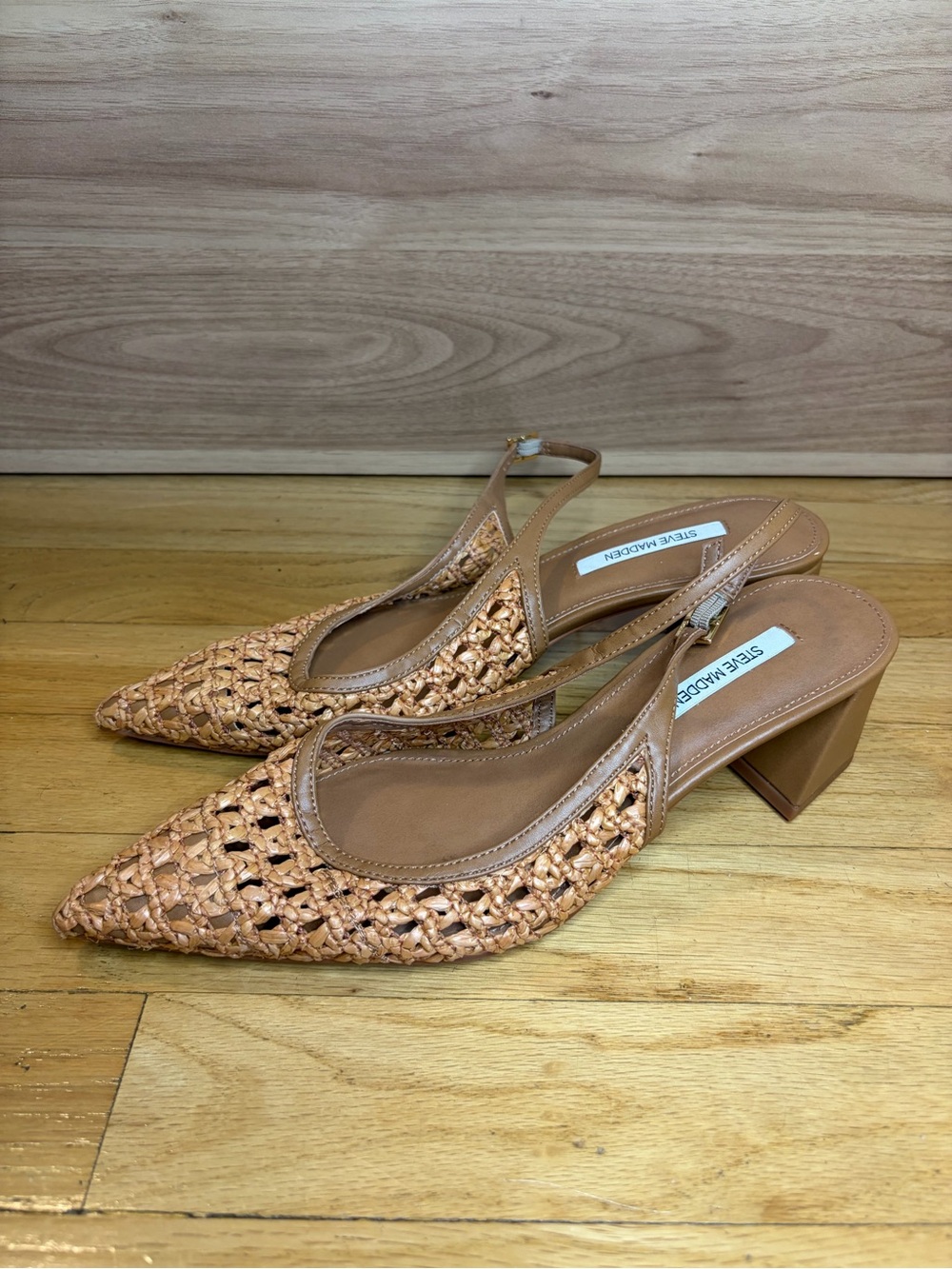 Steve Madden Robyn Pointed Toe Slingback Woven Pumps - Size 7.5